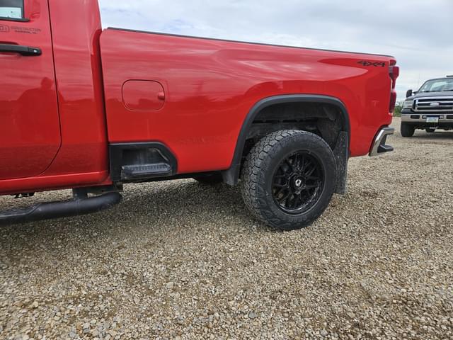 Image of Chevrolet 3500 equipment image 4