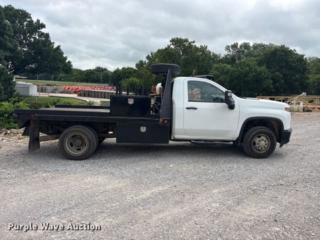 Image of Chevrolet 3500HD equipment image 3