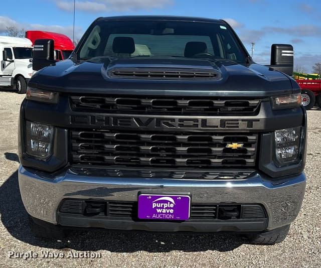 Image of Chevrolet 3500HD equipment image 1