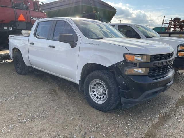 Image of Chevrolet Silverado equipment image 2