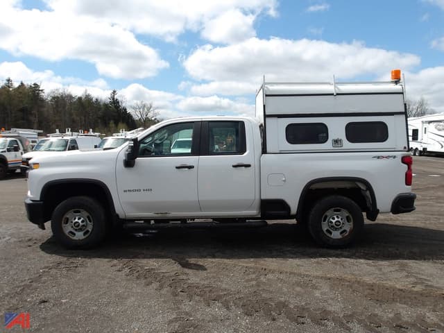 Image of Chevrolet 2500HD equipment image 1