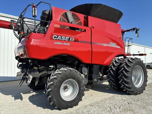 Image of Case IH 7250 equipment image 3