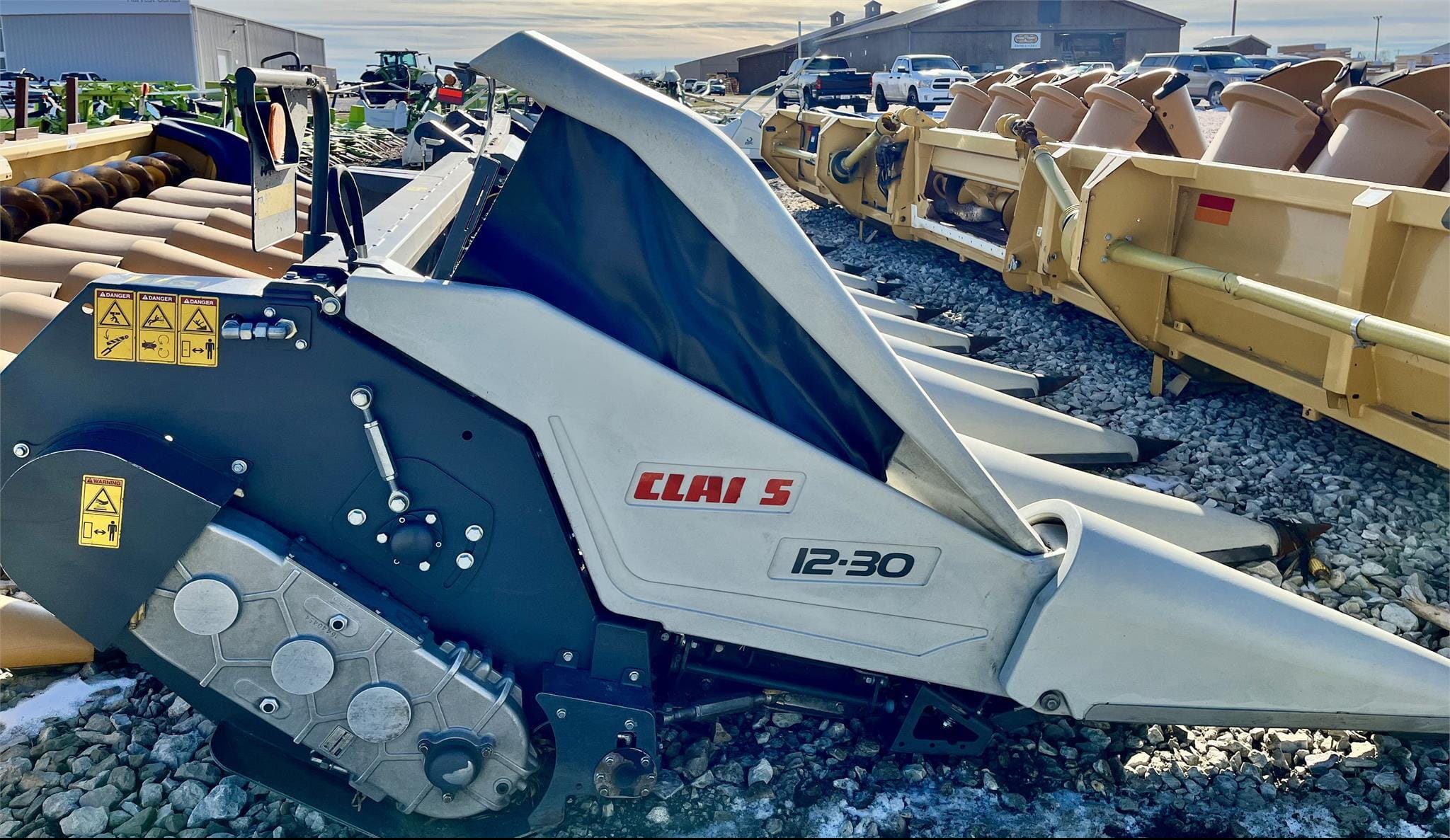 2020 CLAAS 12-30 Equipment Image0