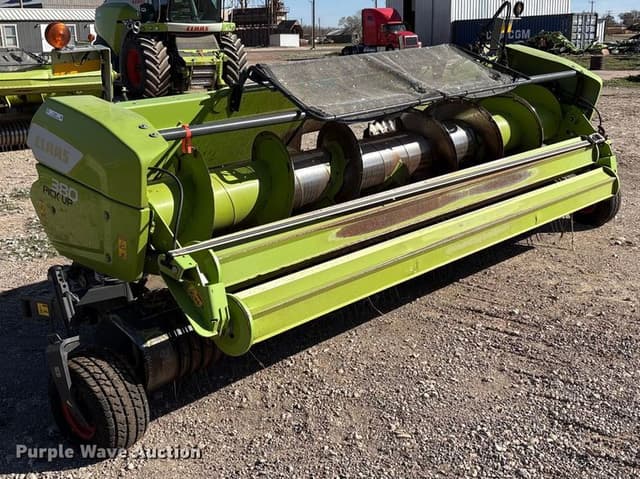 Image of CLAAS 380 equipment image 2