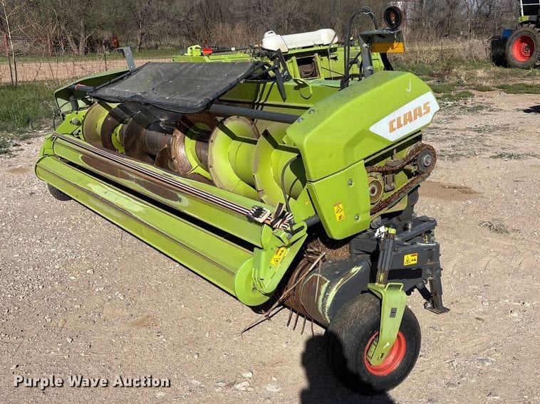 2020 CLAAS 380 Equipment Image0
