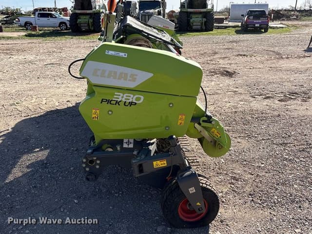 Image of CLAAS 380 equipment image 3