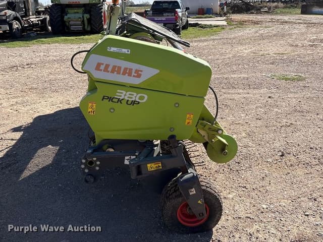 Image of CLAAS 380 equipment image 3