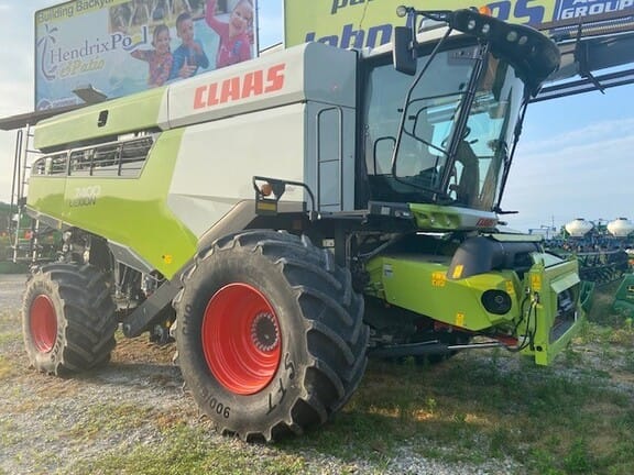 Main image CLAAS Lexion 7400