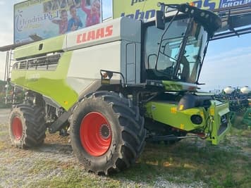 Main image CLAAS Lexion 7400