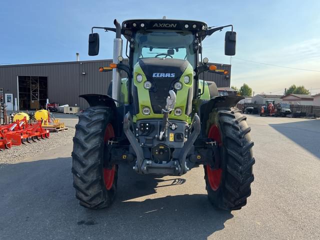 Image of CLAAS Axion 880 equipment image 2