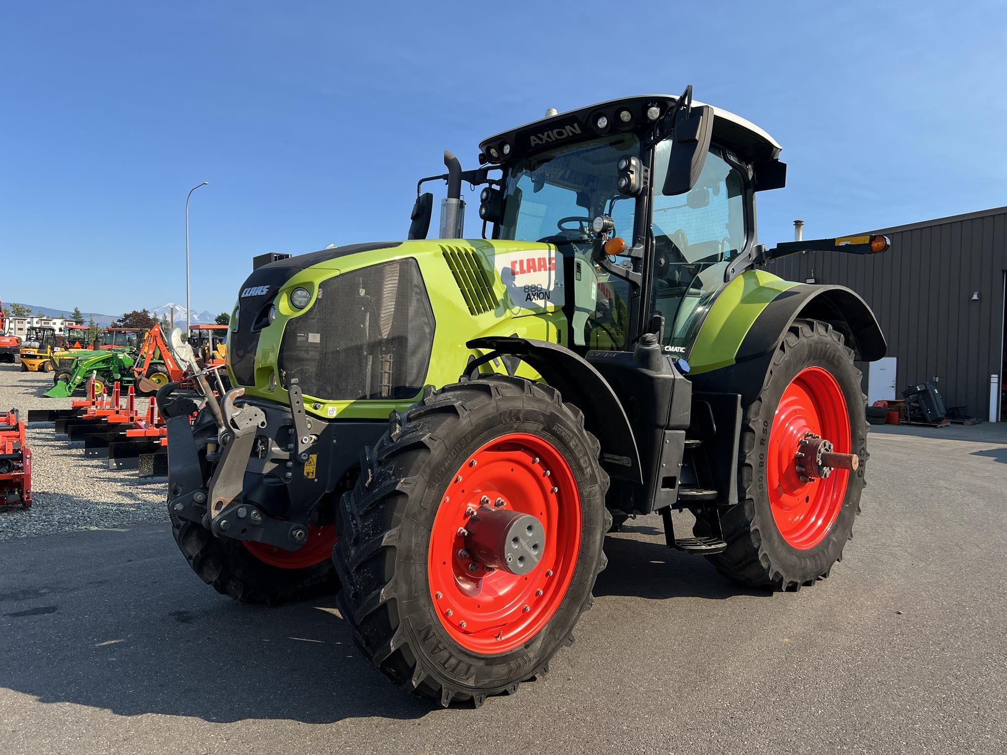 2020 CLAAS Axion 880 Image