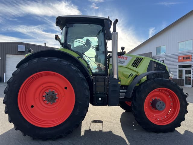 Image of CLAAS Axion 880 equipment image 4