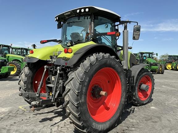 Image of CLAAS Axion 880 equipment image 4