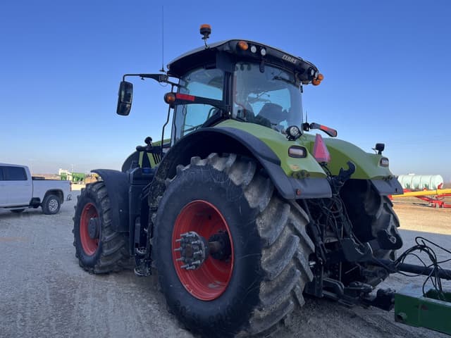 Image of CLAAS Axion 940 equipment image 1