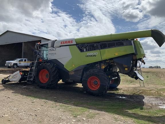 Image of CLAAS Lexion 6800 equipment image 1