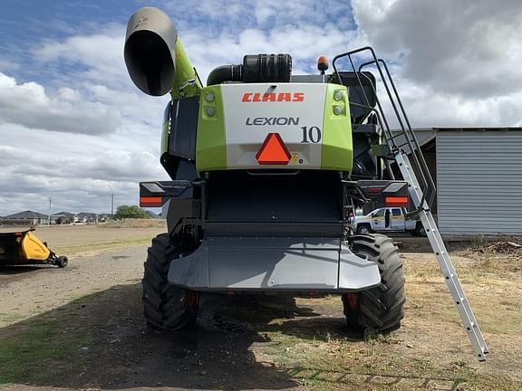 Image of CLAAS Lexion 6800 equipment image 2