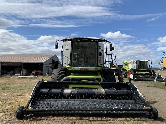 Image of CLAAS Lexion 6800 equipment image 4