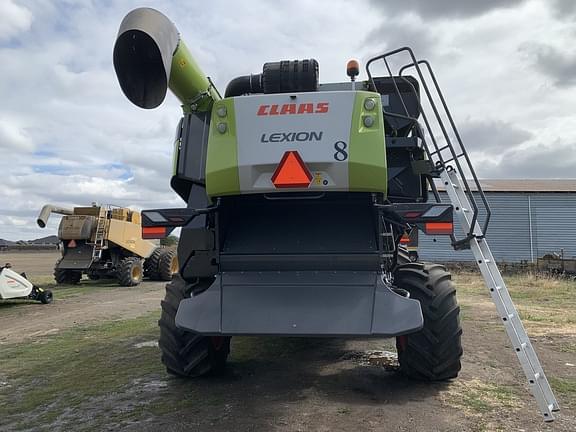 Image of CLAAS Lexion 6800 equipment image 1