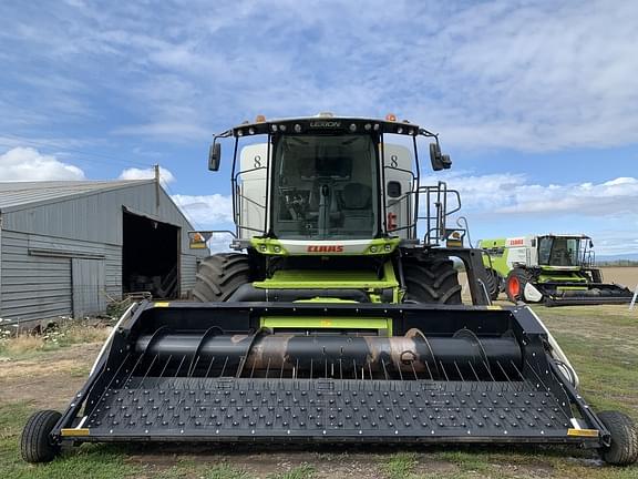 Image of CLAAS Lexion 6800 equipment image 3