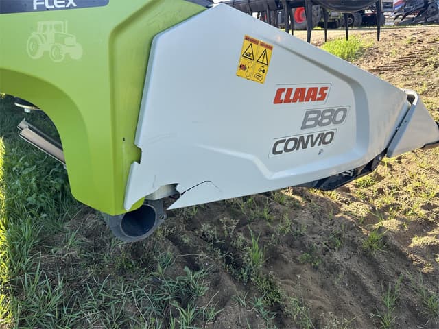 Image of CLAAS 1380 Convio equipment image 2