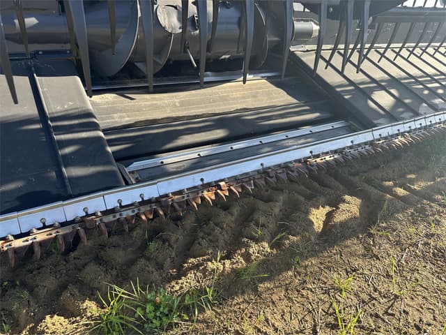 Image of CLAAS 1380 Convio equipment image 4