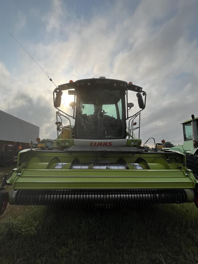 Image of CLAAS Jaguar 990 equipment image 2
