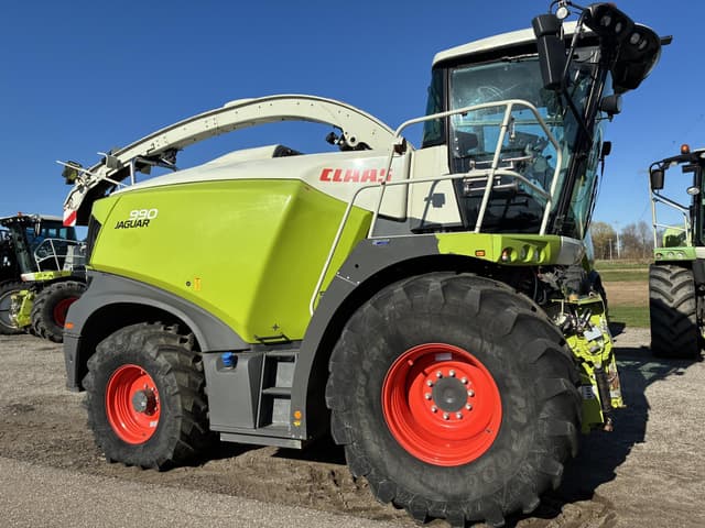 Image of CLAAS Jaguar 990 equipment image 2
