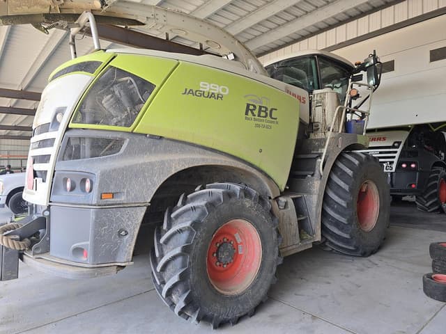 Image of CLAAS Jaguar 990 equipment image 2