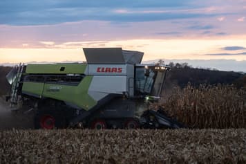 Main image CLAAS Lexion 7400TT