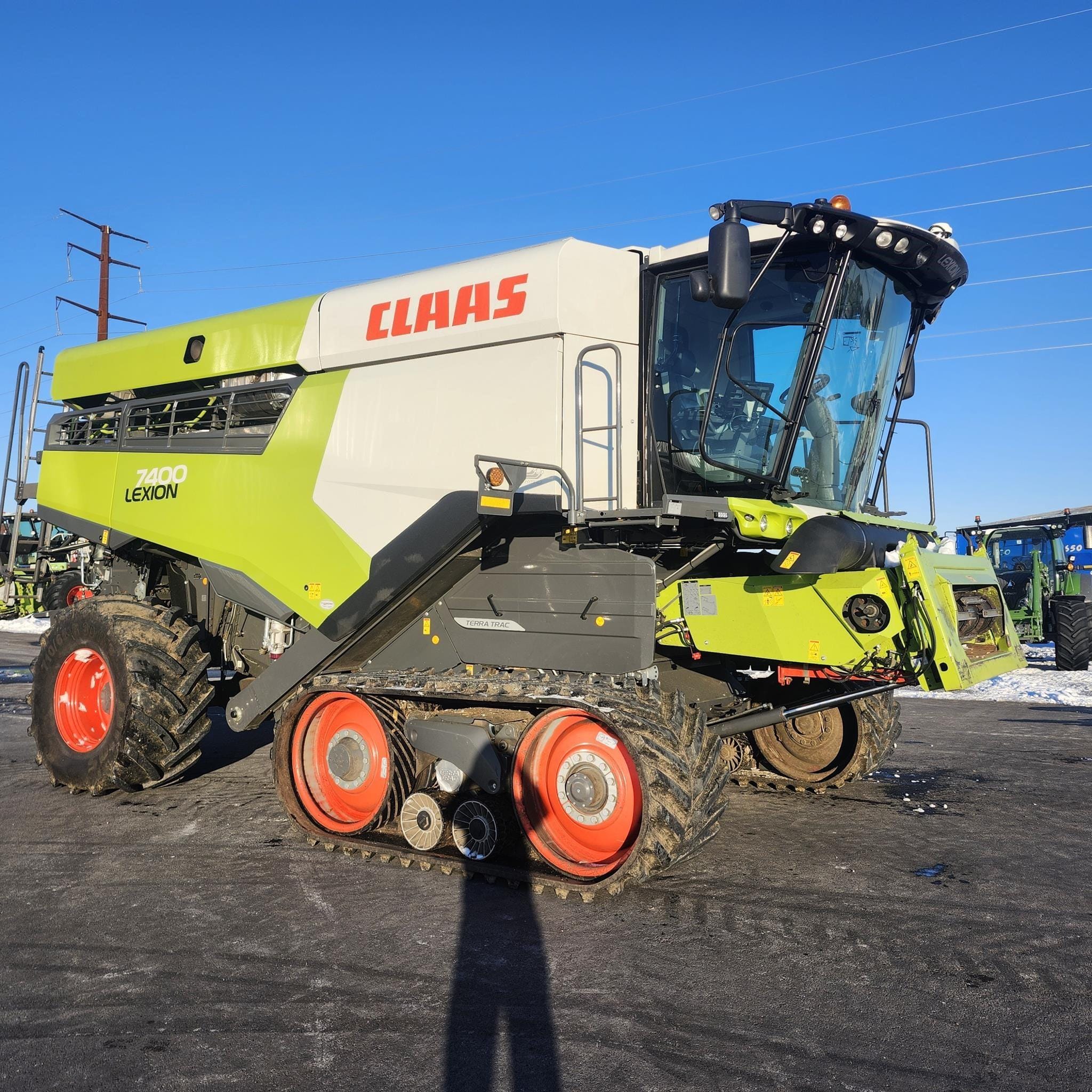2020 CLAAS Lexion 7400TT Equipment Image0