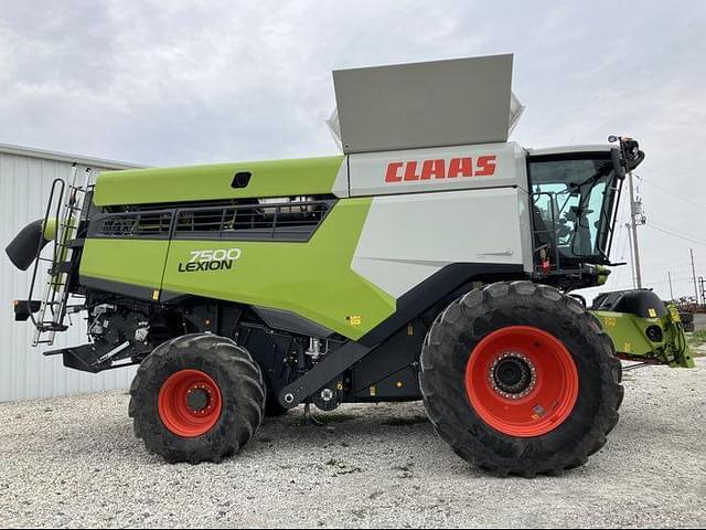 Image of CLAAS Lexion 7500 equipment image 1