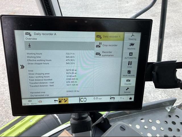 Image of CLAAS Lexion 7500 equipment image 2