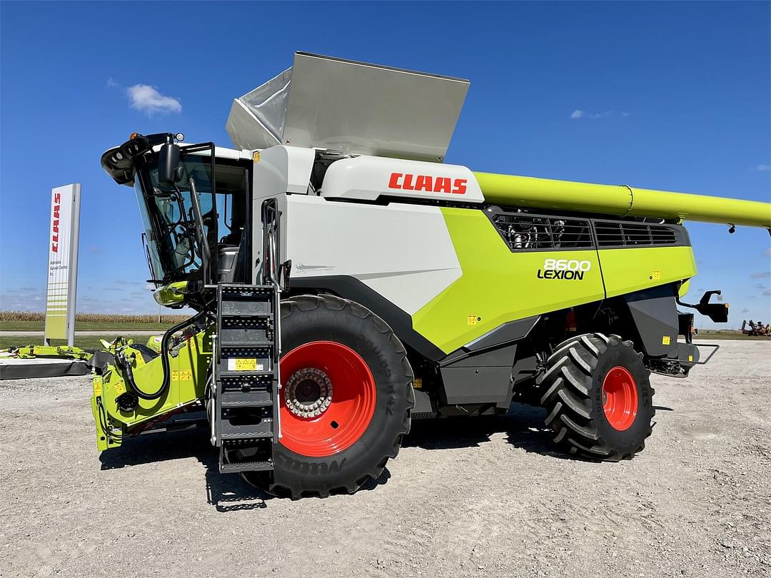 Image of CLAAS Lexion 8600 Primary image