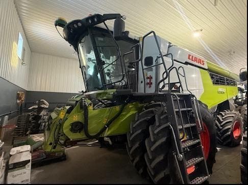 Image of CLAAS Lexion 8600 Primary image