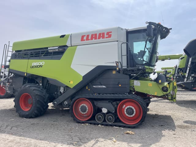 Image of CLAAS Lexion 8600TT equipment image 2
