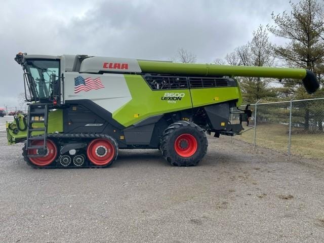 2020 CLAAS Lexion 8600TT Equipment Image0