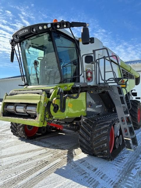 Image of CLAAS Lexion 8600TT equipment image 2