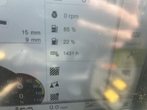 Image of CLAAS Lexion 8700TT equipment image 4