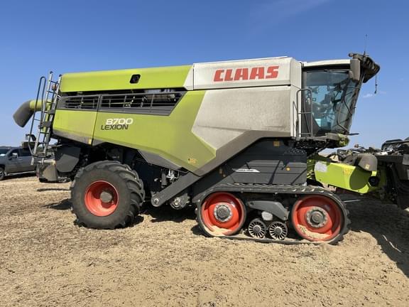 Image of CLAAS Lexion 8700TT Primary image