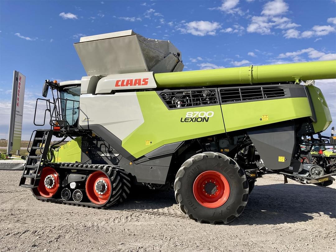 Image of CLAAS Lexion 8700TT Primary image