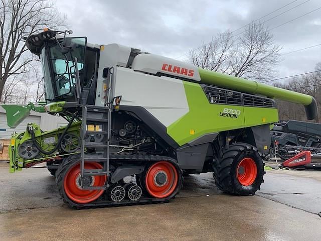 Image of CLAAS Lexion 8700TT equipment image 2