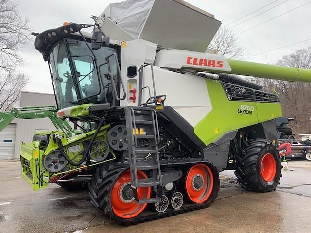 Image of CLAAS Lexion 8700TT equipment image 3