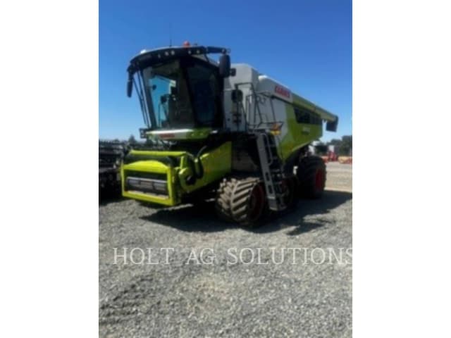 Image of CLAAS Lexion 8700TT equipment image 2