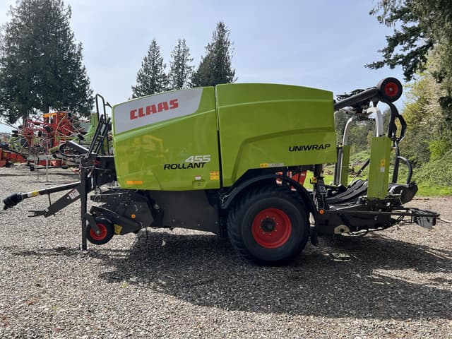 Image of CLAAS Rollant 455 equipment image 1