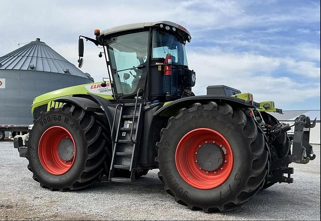 Image of CLAAS Xerion 4500 equipment image 2