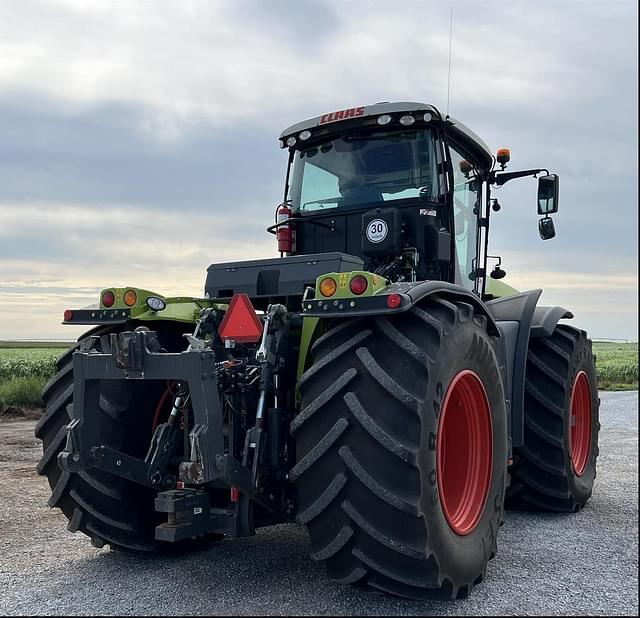 Image of CLAAS Xerion 4500 equipment image 1