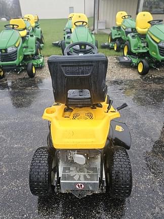 Image of Cub Cadet CC30H equipment image 2