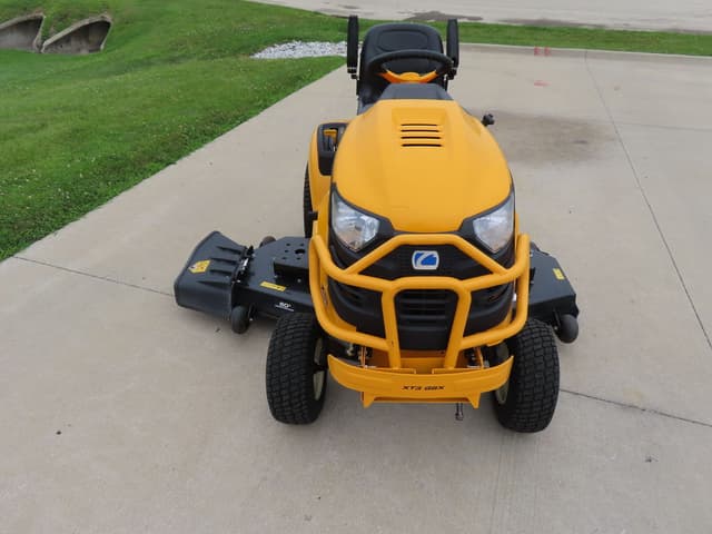Image of Cub Cadet XT3 GSX equipment image 1