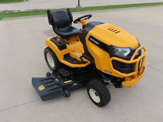Image of Cub Cadet XT3 GSX equipment image 2