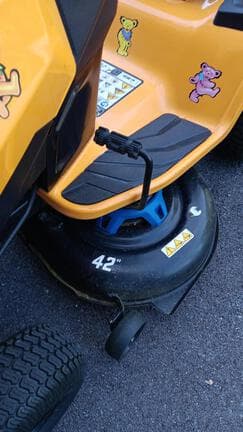 Image of Cub Cadet LT42E equipment image 1